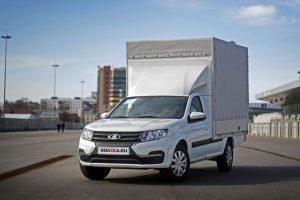 Тонна груза в полунесущем кузове: тест-драйв Lada Prima от завода ПромТех