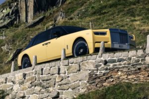 Rolls-Royce Phantom Goldfinger создан в честь противника Джеймса Бонда