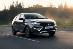 Обретение утраченного: тест-драйв Lada Vesta с ESC и расширенным списком опций