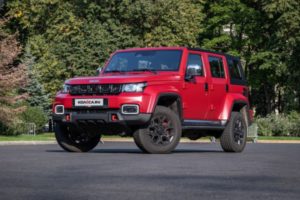 Тест-драйв BAIC BJ40: дизель или бензин?