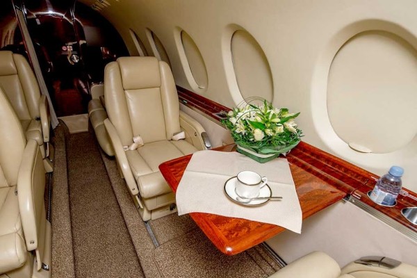Самолёт Hawker 750: обзор характеристик и сфер применения