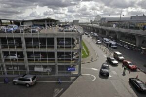 В аэропорту Внуково ввели новые штрафы для водителей