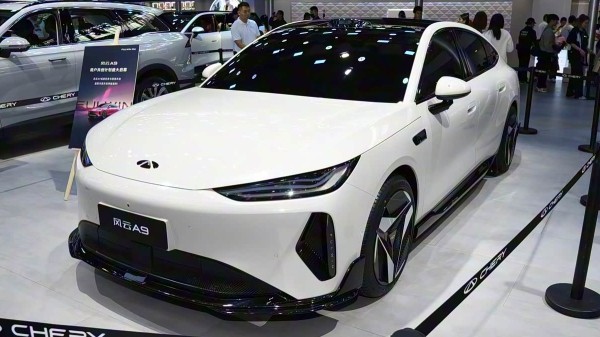 Представлены кроссовер Chery Fulwin T9L и седан Fulwin A9