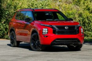 Представлен гибридный Nissan Rogue с возможностью подзарядки