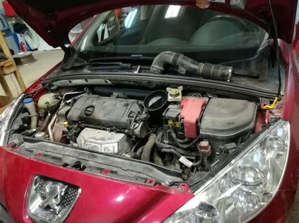 Полная и частичная замена масла в АКПП Peugeot 308 своими руками