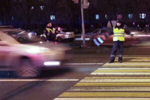 Автоэксперт объяснил, что грозит пешеходу за ложный вызов сотрудников ГАИ