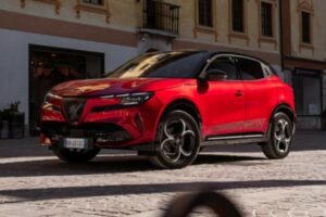 Паркетник Alfa Romeo Junior Sport Speciale обрел спортивный антураж