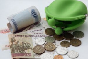 Попали под налог: владельцам машин до 100 «лошадей» больше не дают послаблений