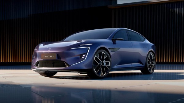 До России добрался седан Avatr 12: версии и цены