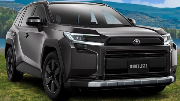 Новая Toyota RAV4 добралась до японского рынка с двумя тюнинг-наборами