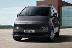 Обновленный минивэн Hyundai Staria обрел доработанный салон