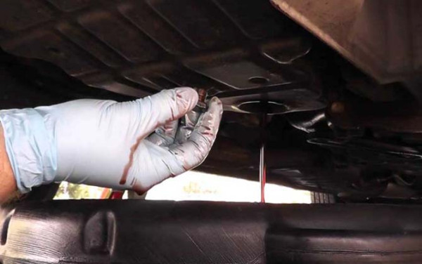 Полная и частичная замена масла в АКПП БМВ