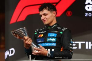 Чемпион «Формулы‑1» Норрис: «Это был долгий путь. Потрясающее ощущение. Теперь я немного понимаю, что чувствует Ферстаппен»