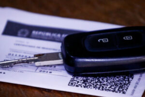 Правительство узаконит QR-коды вместо «прав» и СТС: зачем это понадобилось