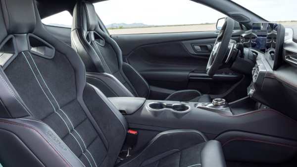 Показана экстремальная версия Ford Mustang Dark Horse SC