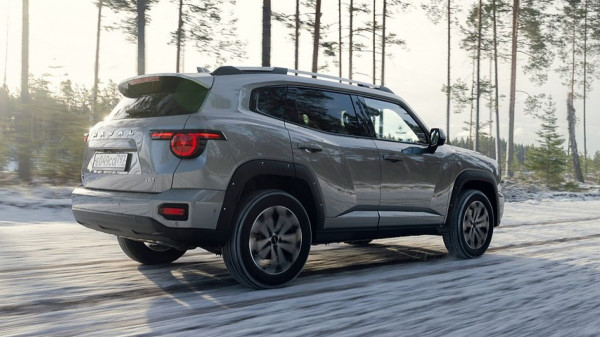 Российский кроссовер Haval H7 стал мощнее и дороже