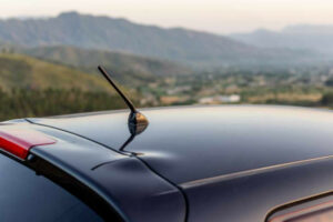 Рация в автомобиле: куда и как установить внешнюю антенну для максимальной эффективности