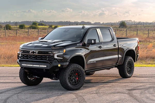 Масл-трак Hennessey Chevrolet Silverado ZR2 Goliath 700: Голиаф против рептилоидов Масл-трак Hennessey Chevrolet Silverado ZR2 Goliath 700: Голиаф против рептилоидов