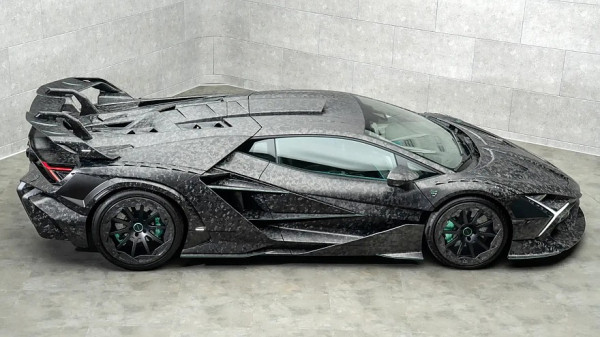 Алмаз, а не карбонарий: представлен Mansory Carbonado X на базе Lamborghini Revuelto
