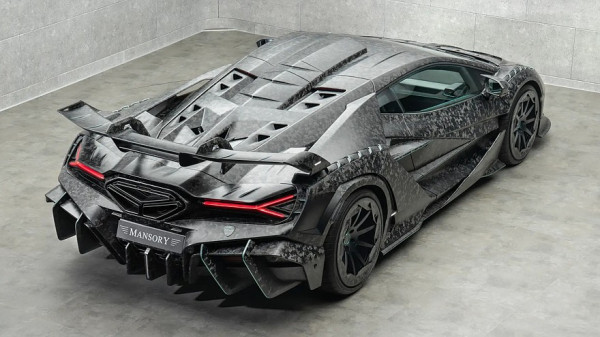 Алмаз, а не карбонарий: представлен Mansory Carbonado X на базе Lamborghini Revuelto