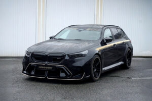 Manhart MH5 900E Touring: мощный «утюг», рождённый обижать суперкары