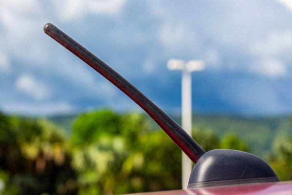 Рация в автомобиле: куда и как установить внешнюю антенну для максимальной эффективности