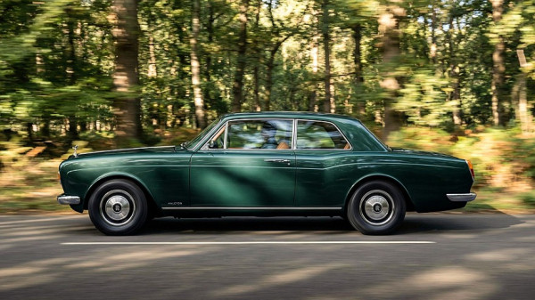 Рестомод Halcyon Great Eight на базе Rolls-Royce Corniche в стиле викторианской Англии