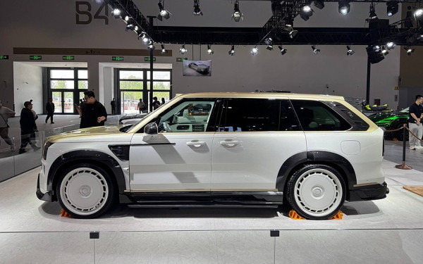 Mansory добралась до &laquo;китайцев&raquo; и сделала царский Zeekr 9X