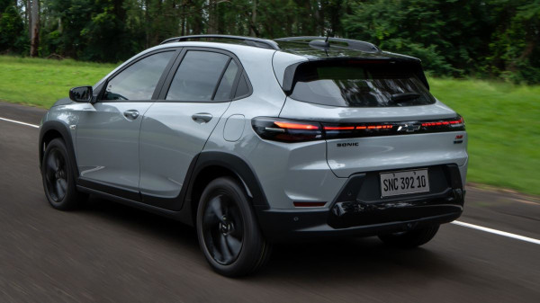 Новый Chevrolet Sonic стал компактным паркетником