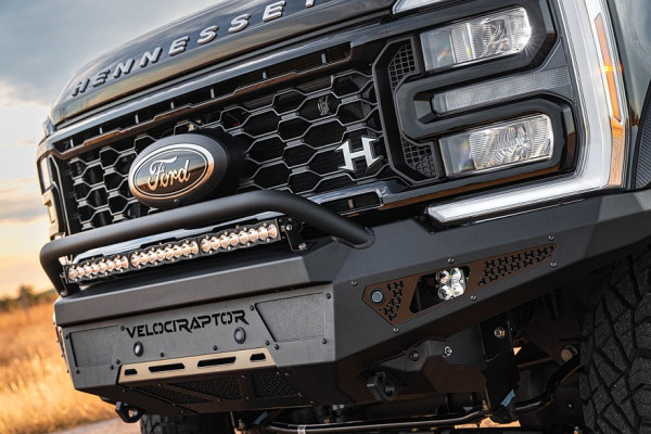 Hennessey VelociRaptor 1200 F-250: дизельный гигант к юбилею независимости Америки Hennessey VelociRaptor 1200 F-250: дизельный гигант к юбилею независимости Америки