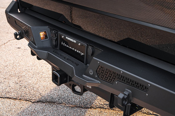 Hennessey VelociRaptor 1200 F-250: дизельный гигант к юбилею независимости Америки Hennessey VelociRaptor 1200 F-250: дизельный гигант к юбилею независимости Америки