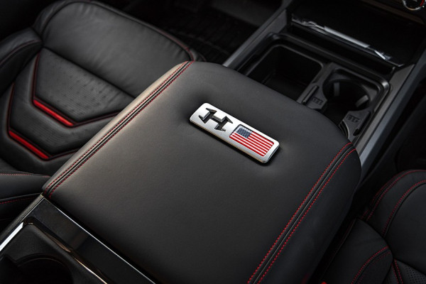 Hennessey VelociRaptor 1200 F-250: дизельный гигант к юбилею независимости Америки Hennessey VelociRaptor 1200 F-250: дизельный гигант к юбилею независимости Америки