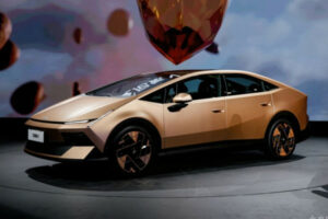 Показан серийный электромобиль Hyundai Ioniq V для Китая