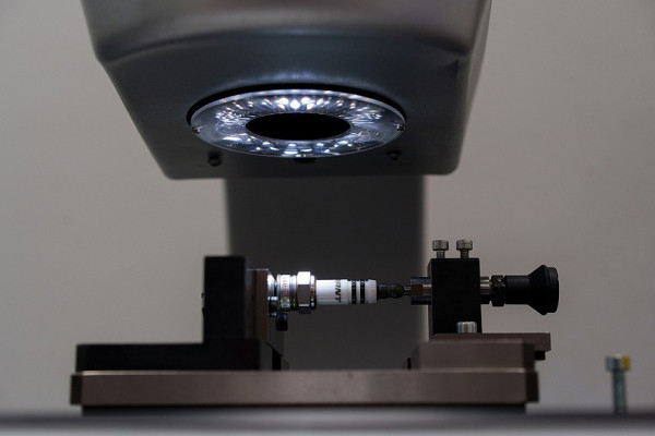 Свечи с увеличенным ресурсом: мифы и реальность