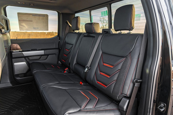 Hennessey VelociRaptor 1200 F-250: дизельный гигант к юбилею независимости Америки Hennessey VelociRaptor 1200 F-250: дизельный гигант к юбилею независимости Америки