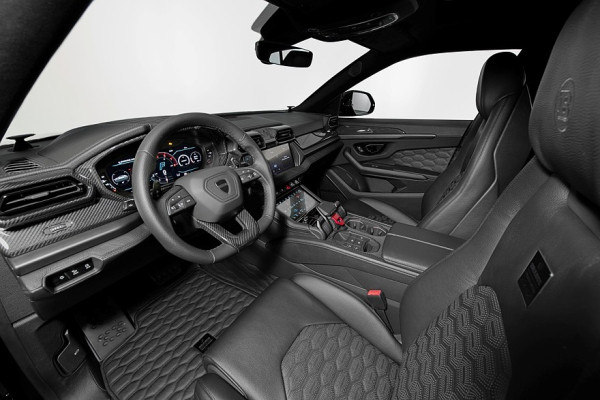 Brabus 900 на базе Lamborghini Urus SE: провокационный мятный и традиционный чёрный