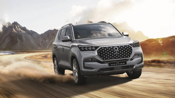 В России дебютировал семиместный KGM Rexton: объявлена цена