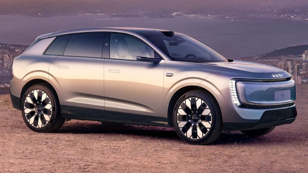 Кроссовер AUDI E7X дебютировал в Китае Кроссовер AUDI E7X дебютировал в Китае