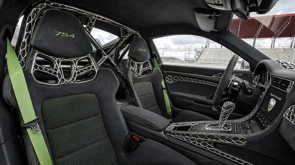 Angelelli Project 754: радикально облегчённый генеративный суперкар на базе Porsche 911 Angelelli Project 754: радикально облегчённый генеративный суперкар на базе Porsche 911