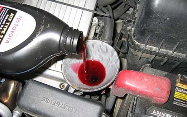 Как долить и какое масло заливать в АКПП с щупом и без