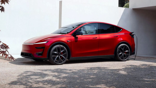Обновленная Tesla Model Y: теперь и топ-версия Performance