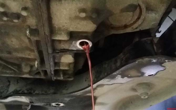 Замена масла в АКПП Peugeot 206