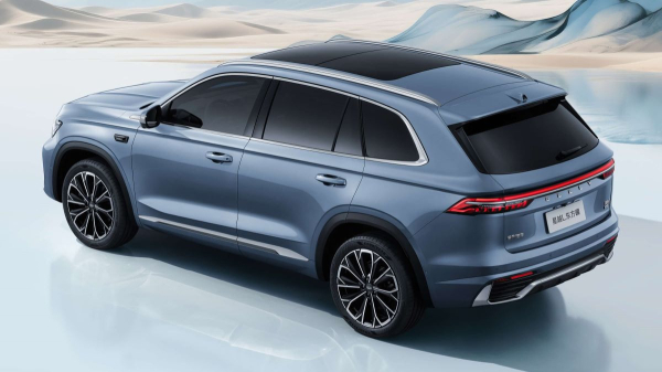 Geely Monjaro обновлен во второй раз: салон и мощность