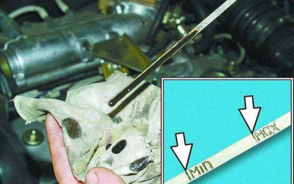 Как долить и какое масло заливать в АКПП с щупом и без