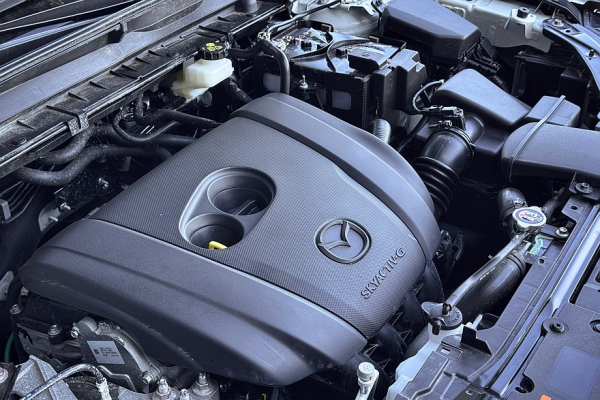 Для тех, кто устал от бесконечных настроек: тест-драйв Mazda CX-50 Для тех, кто устал от бесконечных настроек: тест-драйв Mazda CX-50