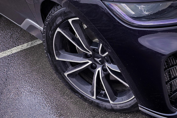 Страсть вернулась с бензобаком: тест-драйв Voyah Passion Страсть вернулась с бензобаком: тест-драйв Voyah Passion